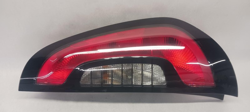 14-'19 KIA SOUL Right passenger Taillight incandescent OEM Grade A!