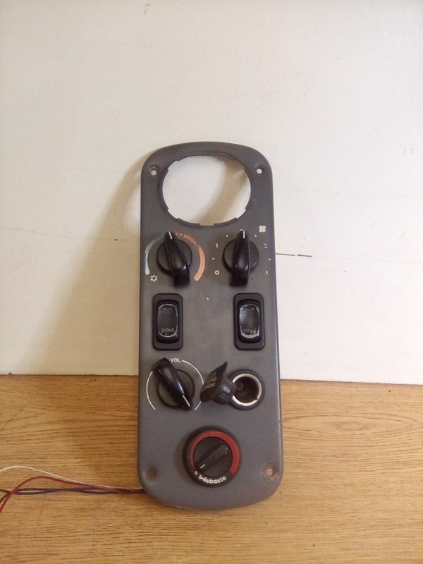 Freightliner Century Sleeper Control Panel 22-46525-04