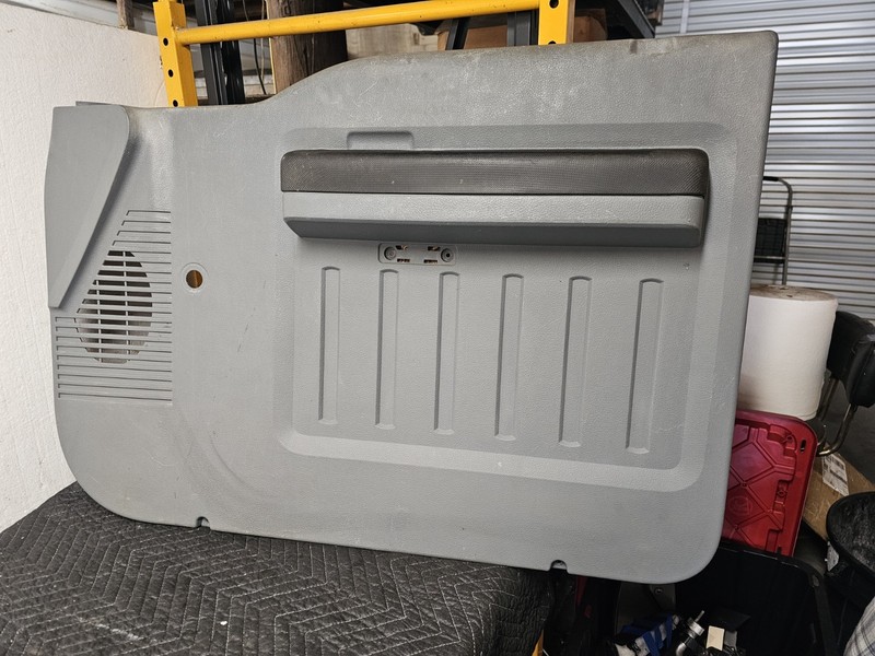 2013 Ford F-250 Super Duty Extended -Cab Truck Passenger Door Panel Manual Crank