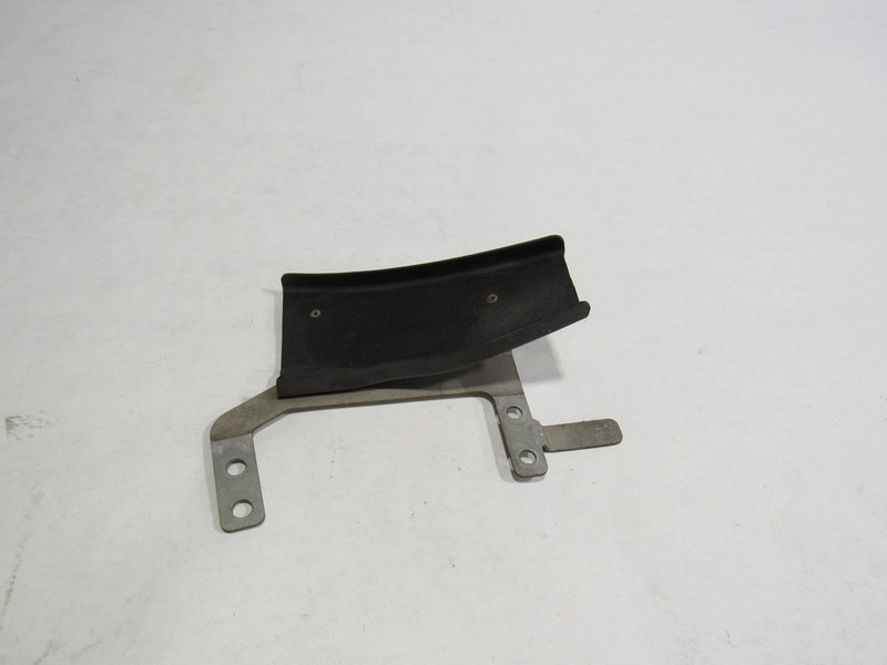 18-21 Aston Martin Vantage 2020 Rear Right Air Duct Bracket Mount Support ;:Y