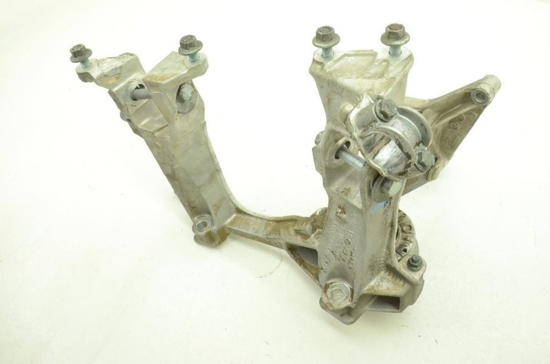 1997-2004 Porsche Boxster 986 2.7L Passenger Right Side Rear Suspension Frame