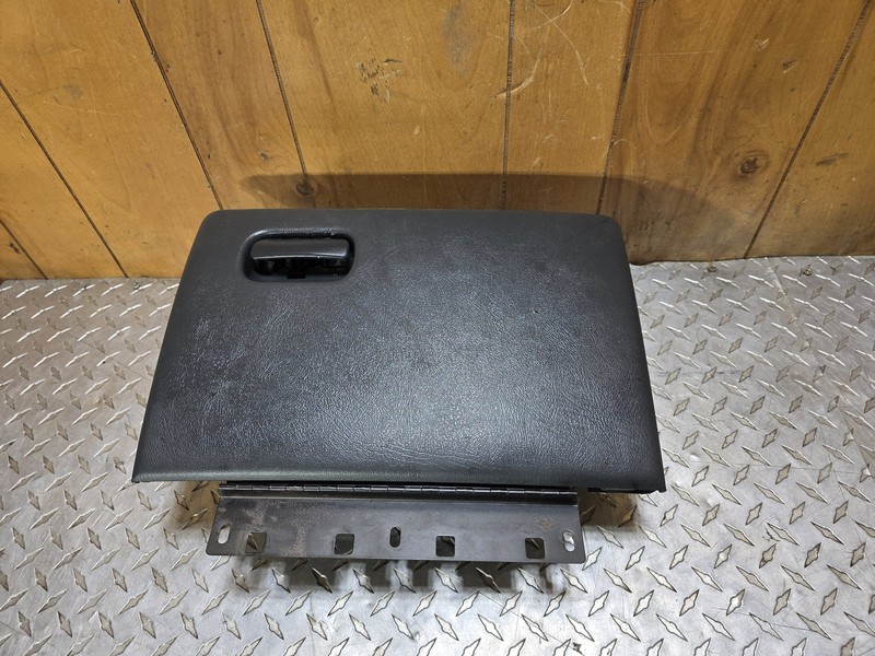 1998-2005 Chevrolet S10 Blazer GMC Sonoma Jimmy Glove Box Door Dark Gray
