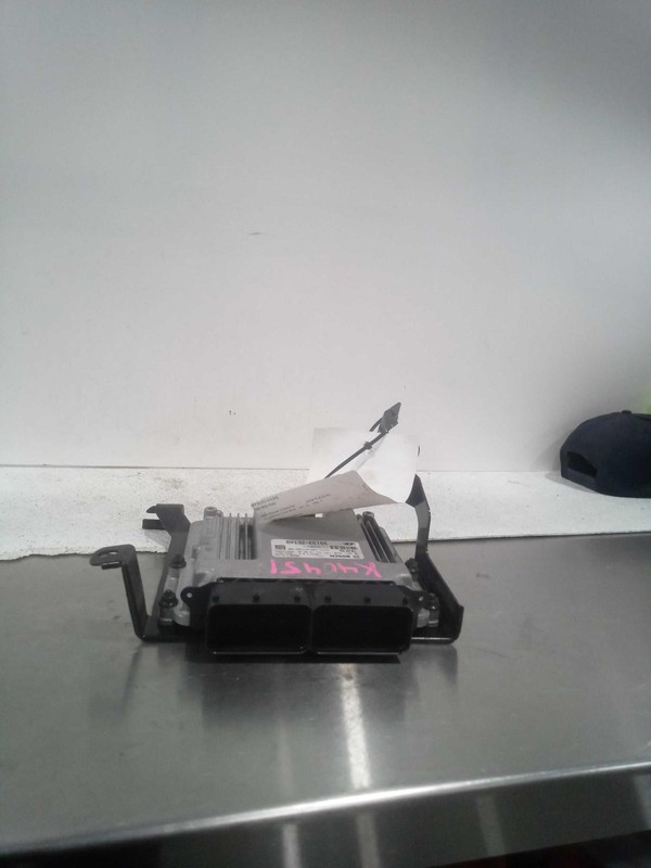 2018 Hyundai Tucson Engine Control Module ECM OEM 2.0L 34K Miles Silver