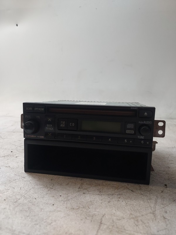 MITSUBISHI Audio Equipment Radio Receiver Am-fm-cd 2004 2005 2006-2008 GALANT