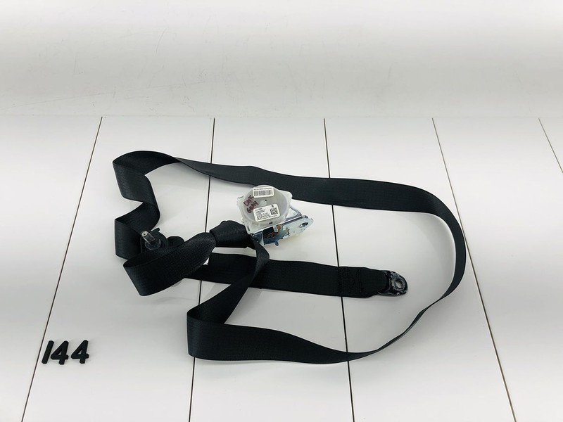 18-20 CHEVROLET EQUINOX REAR RIGHT SIDE SECOND ROW 2ND SEAT BELT TENSIONER OEM
