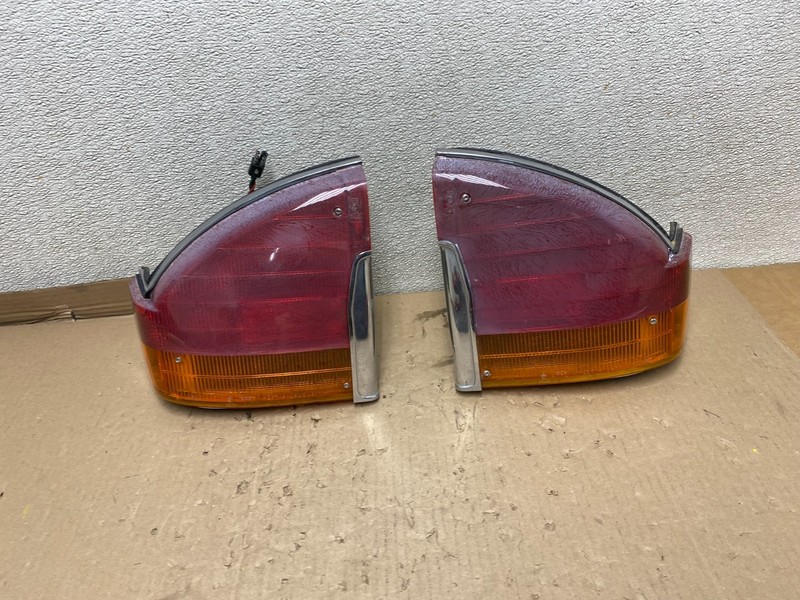 1986 to 1991 Jaguar Xjs Left+Right SetTail Lights OEM u1175 DG