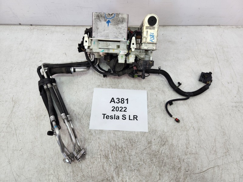 ✅ 2021-2023 OEM Tesla Model S X Long Range Supermanifold Coolant Assembly *