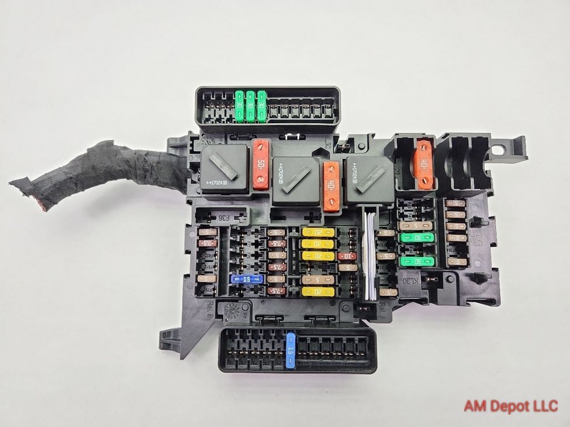 2017 Mini Cooper S F56 F55 F57 F54 Fuse Box Carrier Cabin Power Distribution
