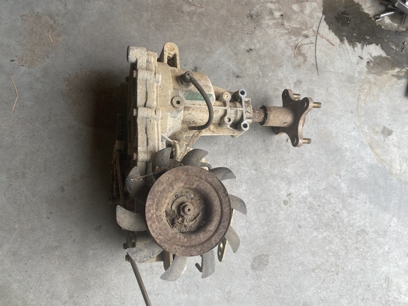 Troy Bilt XP 50" Zero Turn Right Transmission OEM ZC-DMBB-4DDC-2PPX