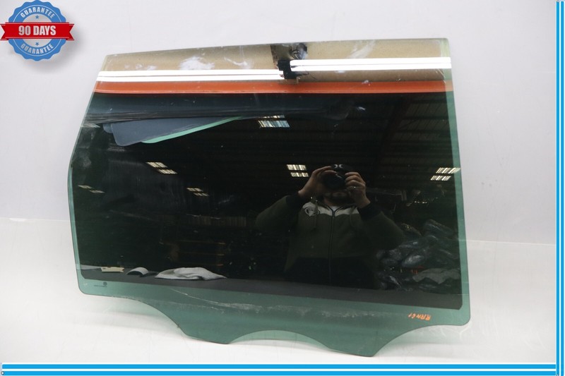 11-17 Volkswagen VW Touareg Rear Right Side Door Window Glass 7P6845026A Oem
