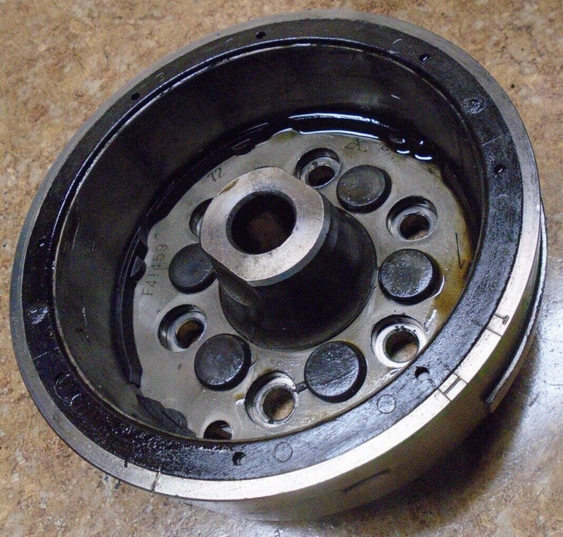 2000 Yamaha XVS650 XVS 650 V Star Engine Motor Magneto Flywheel Generator Rotor