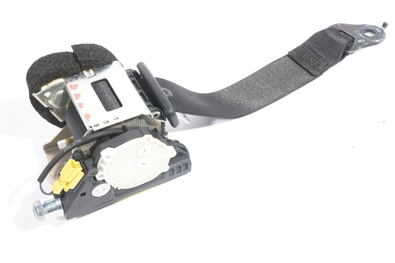 08-14 Mercedes W204 C63 C300 C250 Rear Left Side Seat Belt Seatbelt Black OEM