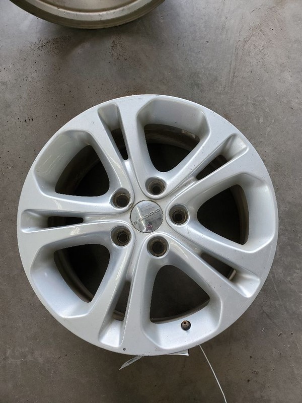Wheel 18x8 Aluminum Fits 11-13 DURANGO 273141