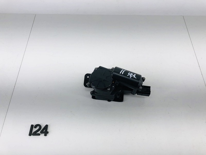 06-16 CADILLAC SRX REAR LIFTGATE TAILGATE LOCK LATCH ACTUATOR OEM