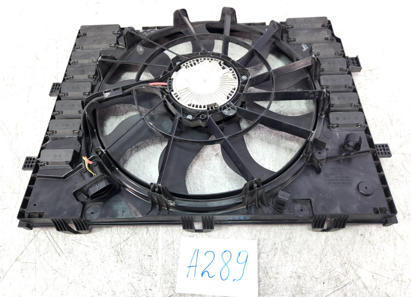 ✅ 11-18 OEM Porsche Cayenne 958 Engine Radiator Cooling Fan Motor Assembly