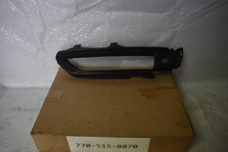 PORSCHE CAYENNE BASE FRONT LEFT TRIM 2019-2023 OEM 9Y0 807 675