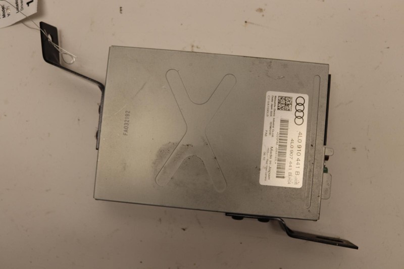 2007-2012 AUDI Q7 REAR REVERSE BACKUP CAMERA DRIVER PARKING CONTROL MODULE OEM