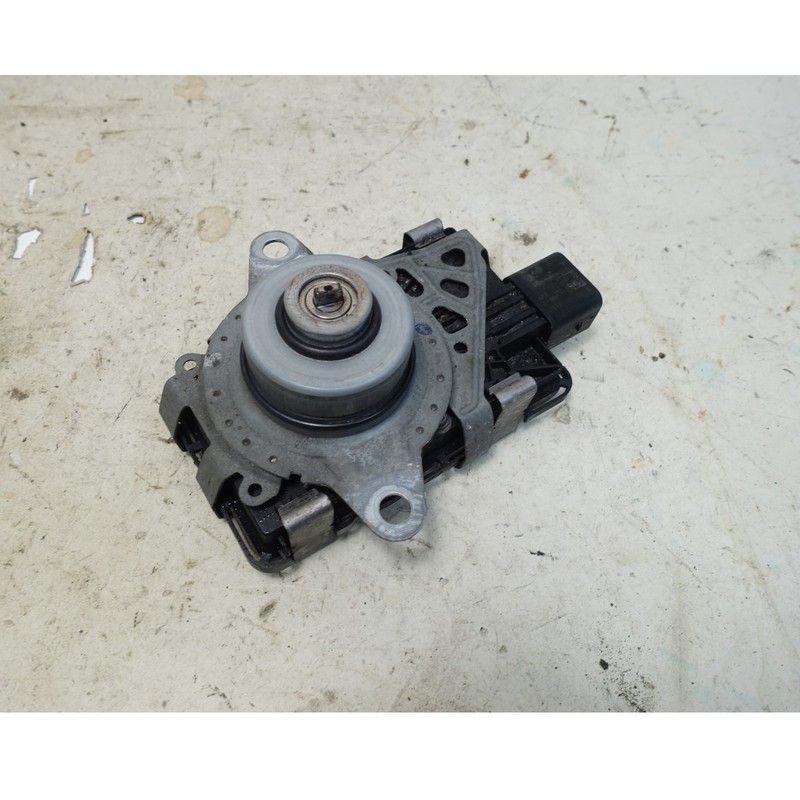 2018-2025 BMW F90 M5 F97 X3M X5M M8 Transfer Case Torque Motor Module OEM