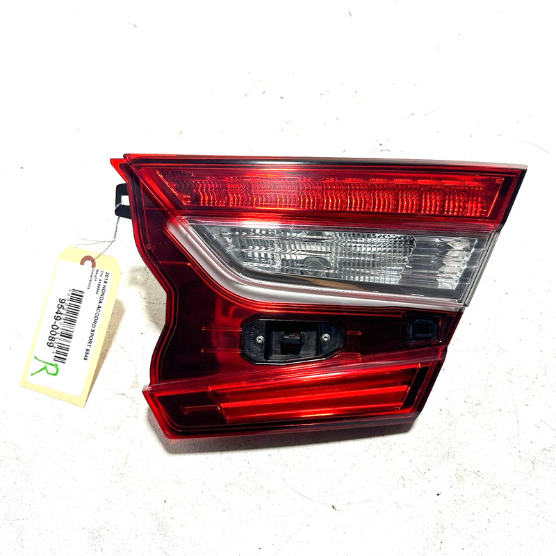 2018 - 2022 HONDA ACCORD REAR RIGHT PASSENGER SIDE INNER TAIL LIGHT LAMP OEM