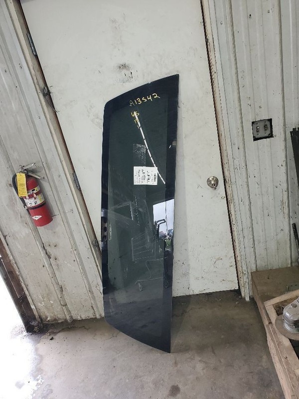 Back Glass Fixed Non-heated Fits 07-14 SIERRA 2500 PICKUP 302087