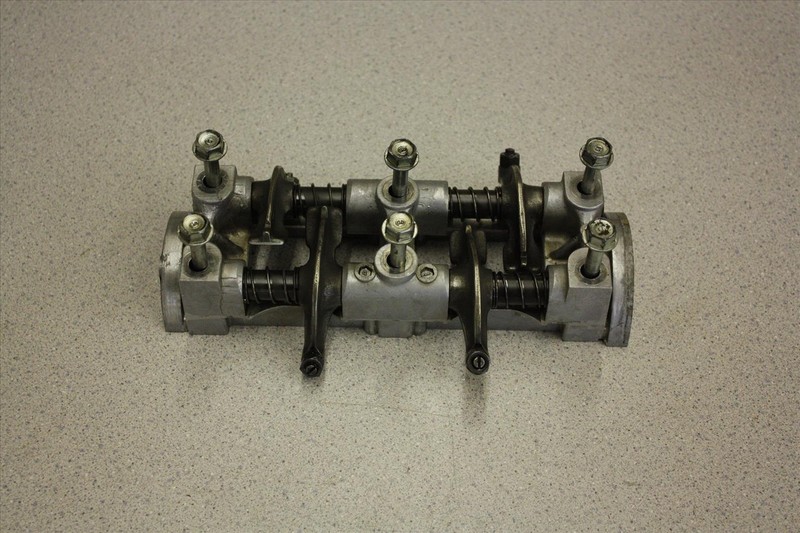 81 HONDA GOLD WING GL 1100 ROCKER ARMS ARM VALVES CAMSHAFT VALVE BOX #1 GL1100