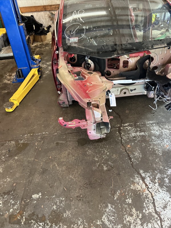 🔥17-23 TESLA MODEL 3 FRONT RIGHT BODY APRON RAIL CUT N-15170