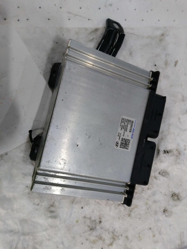 Used Engine Control Module (ECM) fits: 2022 Hyundai Venue Electronic Control Mod