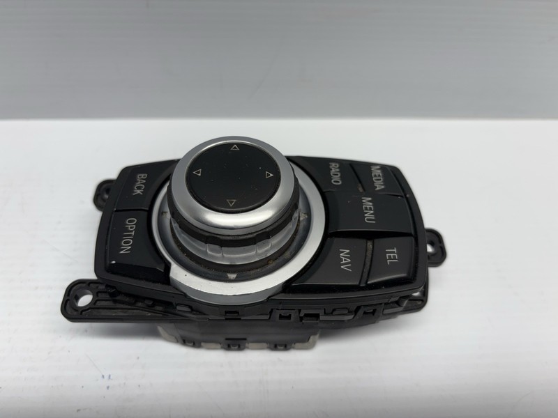 BMW F20 F21 F25 F26 F30 F34 F36 F48 iDrive Knob Controller 65829286699 OEM Used