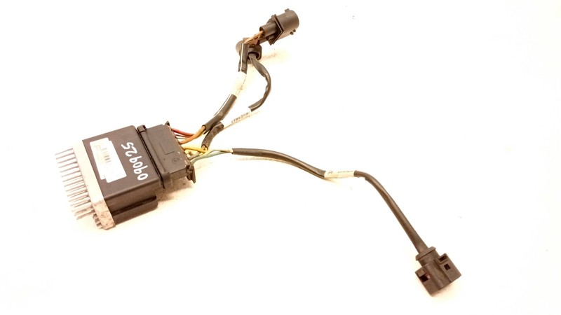 08-18 AUDI 8T A3 A5 A4 A6 2.0L RADIATOR COOLING FAN CONTROL MODULE OEM 090925