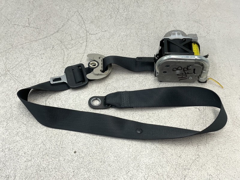 10 11 12 13 Lexus GX460 Front Right Passenger Seatbelt Retractor Black 1608 OEM