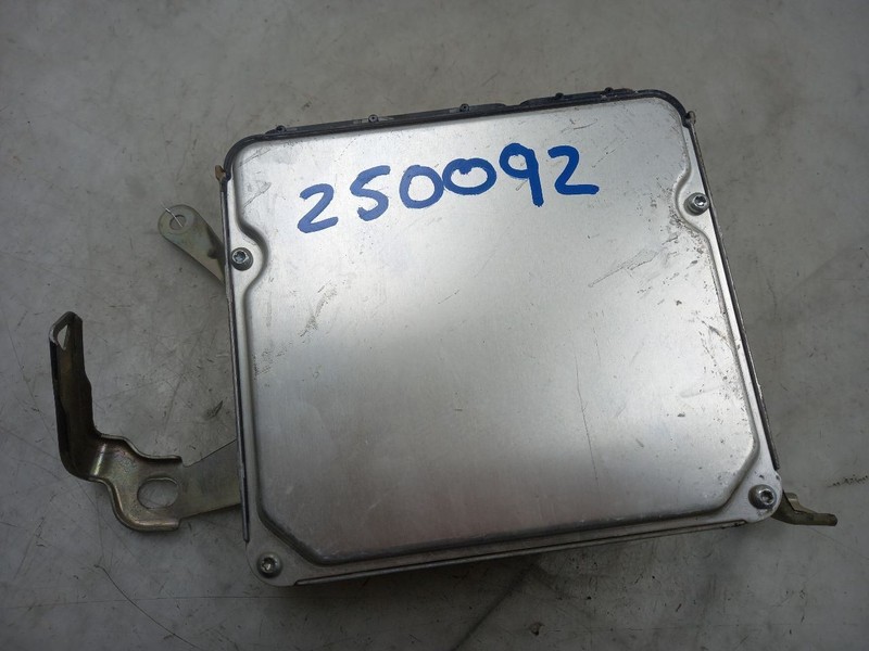15 16 TOYOTA COROLLA ECU ELECTRONIC CONTROL MODULE 89661-0Z640