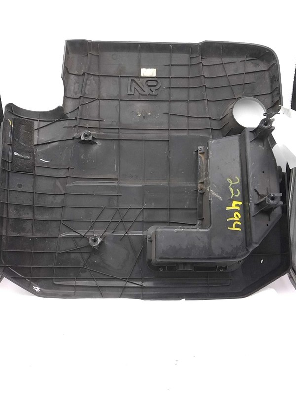 2011 Hyundai Genesis Engine Cover Black 5881572 Used 97K Miles OEM Quality
