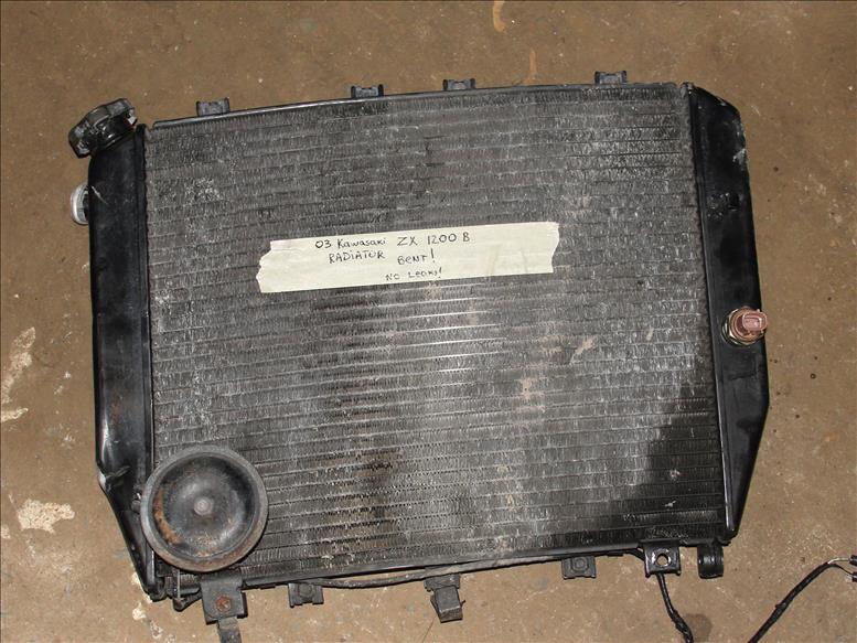 03 KAWASAKI ZX 1200 B RADIATOR COOLING COOLANT ZX1200