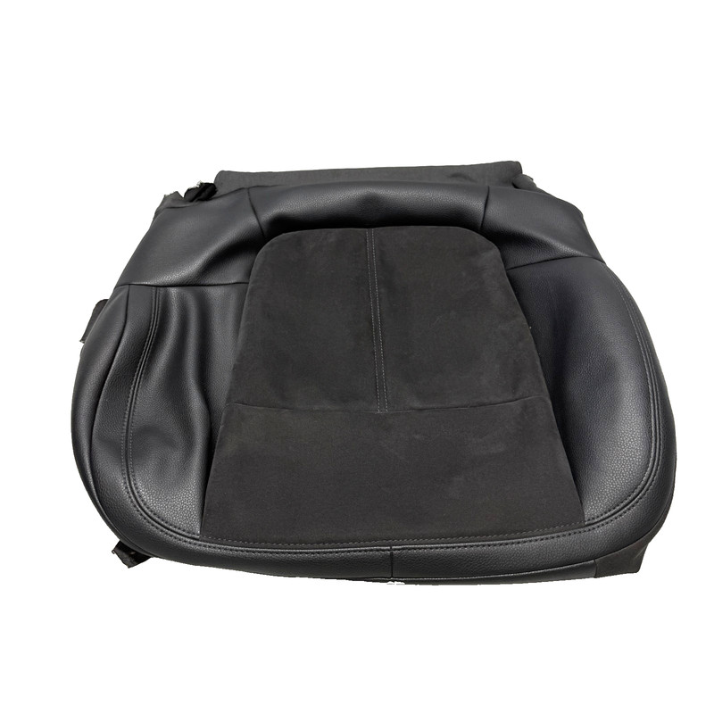 📌 2015-2026 PORSCHE MACAN LOWER SEAT BOTTOM CUSHION LEATHER 95B881405E OEM