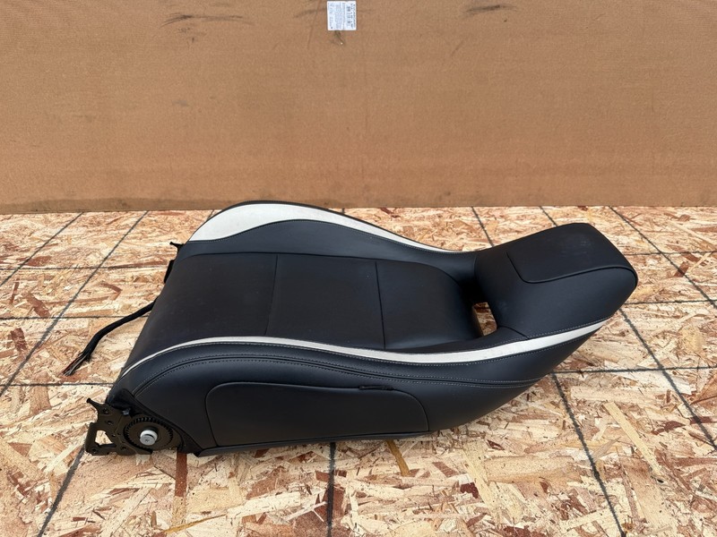 INFINITI QX30 2017-2019 OEM FRONT LEFT DRIVER UPPER SEAT CUSHION SKIN ASSEMBLY