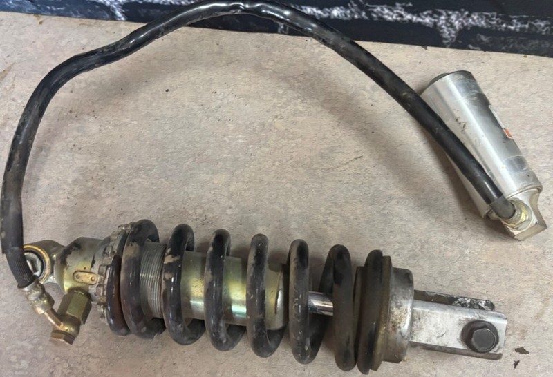 2002 Suzuki Katana GSX750F GSX 750F Rear Back Uni Shock Mono Suspension 2001 Z6