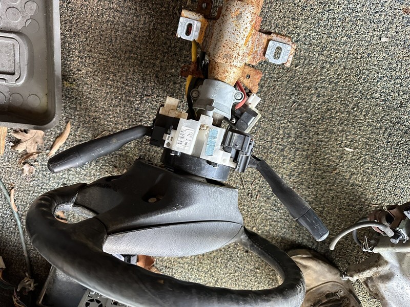 95-99 ECLIPSE TALON 2G DSM COMPLETE STEERING COLUMN W/ WHEEL & SWITCHES No Key