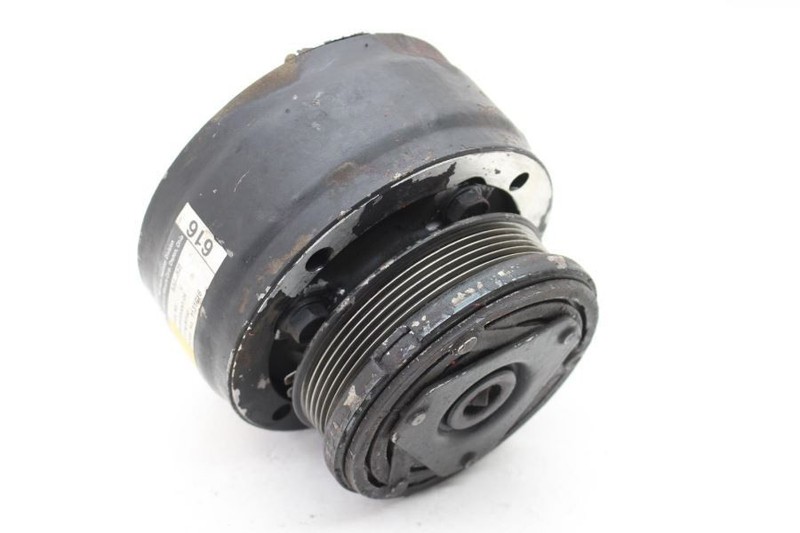 1985-1987 Chevrolet Corvette 5.7L Ac Compressor Assembly 1131616