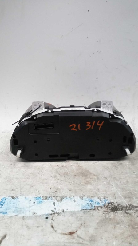 Used Speedometer Gauge fits: 2017 Hyundai Santa fe cluster LWB 3.3L US market MP