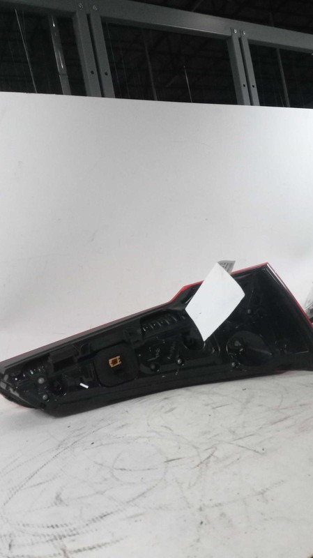 2018 Audi Q5 Right White Tail Light Assembly OEM 683080 Used 101K Miles