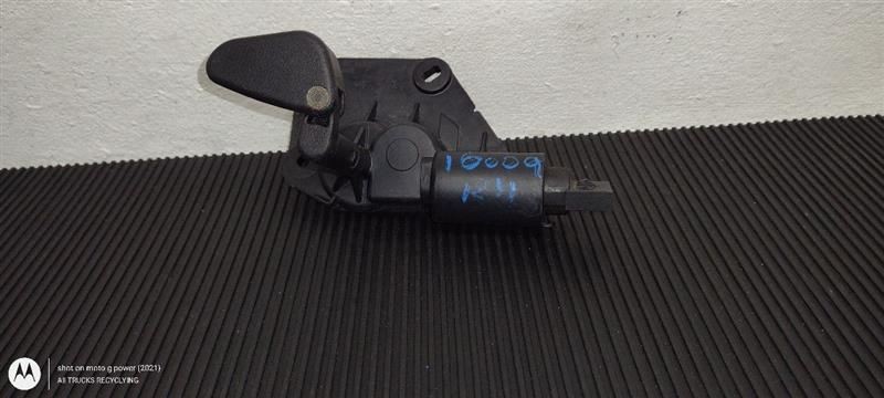 99-03 Ford Windstar Right Passenger Quarter Window Motor OEM 6F2Z-1630478-AA