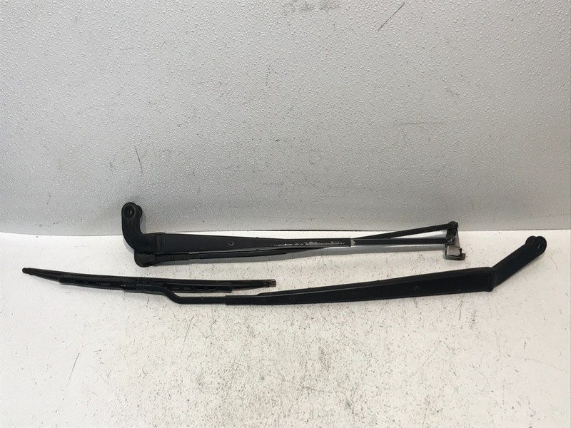 1990-1994 Lexus LS400 Windshield Wiper Arms w/ Blades RH & LH Left Right OEM