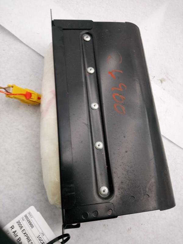2006 Chevrolet Express 1500 Airbag OEM White 25920671 Used 130K Miles