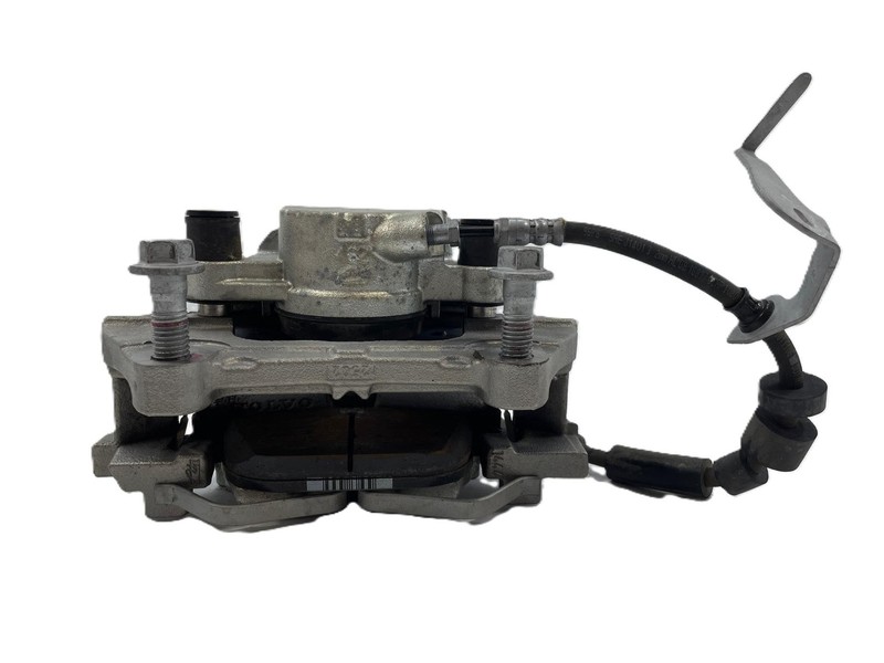 2024 Volvo S60 Plus Hybrid RH Passenger Front Caliper Assembly 32373334 29 Miles