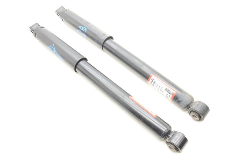 Pair of Left and Right Rear Shock Absorbers Fits 22-24 FRONTIER E6200-9BU1B