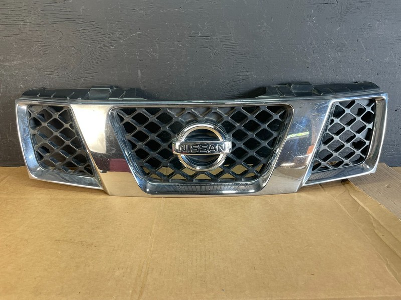 2005 2006 2007 Nissan Pathfinder Chrome Front Upper Grill Grille Oem ae0822 DG