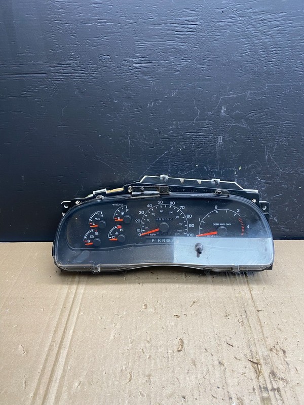 1999 - 2001 Ford F150 F-150 Speedometer Cluster Gauge Oem AB9081 DG