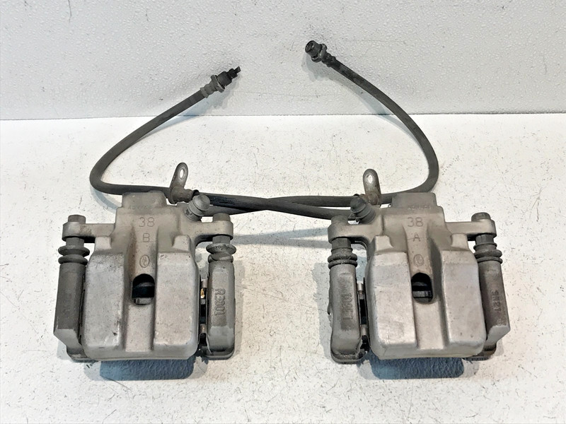 2010 TOYOTA Avalon LEFT RIGHT Rear BRAKE CALIPER PAIR OEM