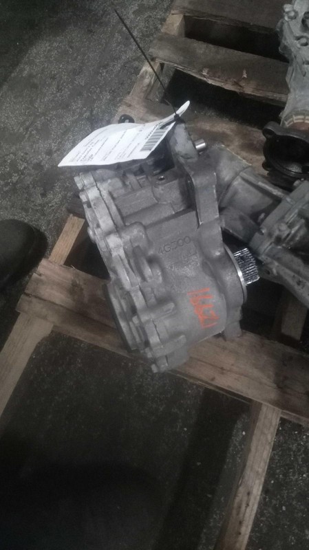 2023 Hyundai Santa Fe Transfer Case Assembly 4WD OEM 26000 Miles Blue