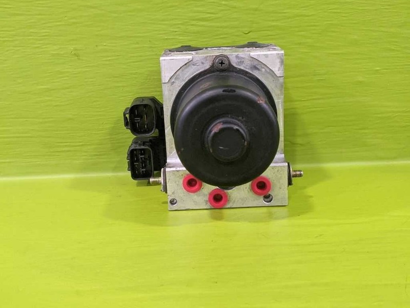 97-01 ES300 ABS ANTI LOCK BRAKE SYSTEM ASSEMBLY W/O TRACTION CONTROL OEM 3801-35